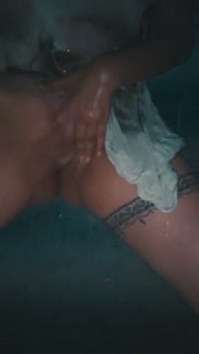 Linda mexican masturbating in the shower