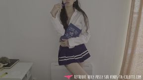 Vends-ta-culotte - Sexy French student excites her teacher to get a better grade