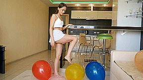 Lola barefoot big pop Full HD