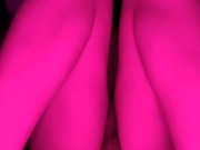 Gimiendo y disfrutando de mi dildo XXL