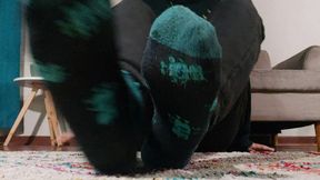 LATINA NERD FEET - 2