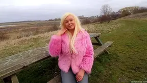 Barbie Swede Suck Cock In Public - Sex Movies Featuring Svenskporr