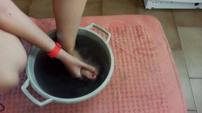 Very Dirty Feet for Nicoletta so Dirty That She Washes Them in a Basin. Do You Want to Look on Her?