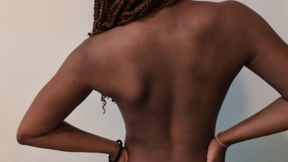 HER NAKED EBONY BACK | Ash