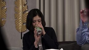 スレンダー新人女子社員と巨漢上司の地方出張。なんと宿泊先のホテルはまさかの相部屋!?狂った上司が夜から朝まで種付けプレス!! Part3