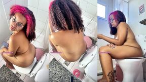 naked toilet fart explosion in the morning chubby ebony