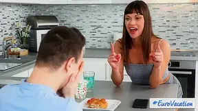 Date With My Step Mom - S15:E9 - Alyssa Reece - MomsTeachSex