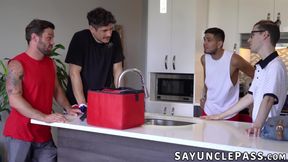 Alex Montenegro and Sash West challenges their stepdads to do pushups