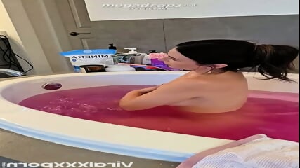 Alinity Teases Her Pussy In This Revealing