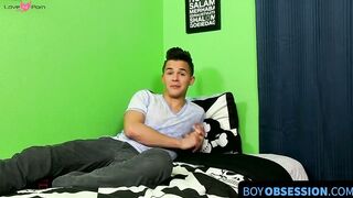 BoyObsession.com - Twink Andy Taylor inserts dildo and wanks off until cumming hard