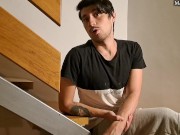 spogliati con me segaiolo mentre dialoghiamo parlando di cazzi (ITA)