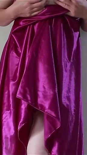 Very Clear Bali Girl, Her Hobby Is Colmek Again - Masturbate Using My Purple Silk Satin Dress