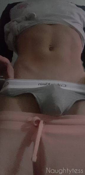 femboy teasing showing of my physique