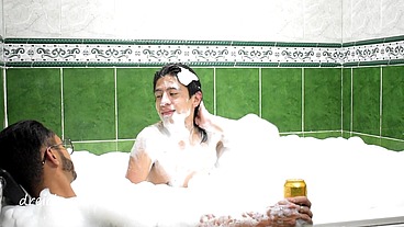 Two Naked Gays In The Jacuzzi Fetish Bathtub part 1