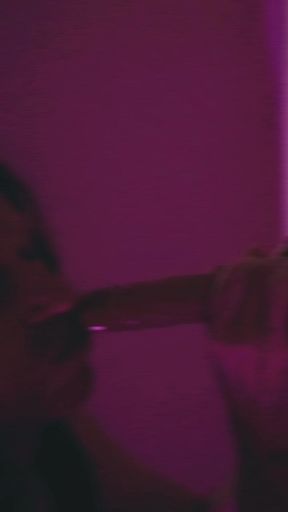 Daddy Crossy loves to suck ur cock