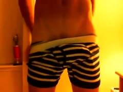 AMAZING twink in hot underwear wanks off!