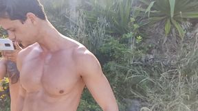 marc ferri sendo leitado pelos amigos em mais uma.suruba na praia de abrico. com renbri carioca, pigboy, ander hard, kadu ventri, adonnis e mais...