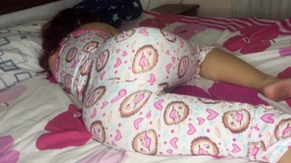 My innocent stepdaughter teases me with her big ass and I end up fucking her until I cum