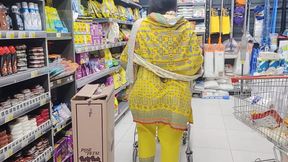 Indian Bhabi Ko Mal Se Othaya - Clear Hindi Audio