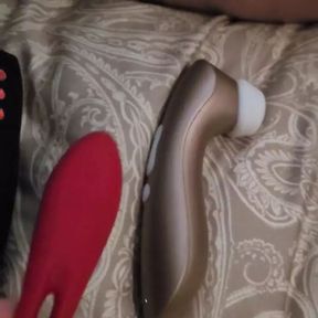 Christmasfun with Pussy and Cock Vibrator