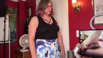 Vera Wylde's Step-Mom Surprise: Caught Masturbating & Made to Finish!