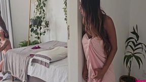 Brazilian SEASONED BEAUTY Yazmin Mini Puta cheats on her American boyfriend with big cock and assfucking