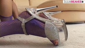 Babe Gets Fucked in The Ass and Drinks the Cum