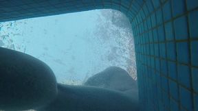 amateur pale skin redhead guy with hot smooth bum caught playing underwater in a public jacuzzi with a twink and then exposing his hairless ass alone - full version