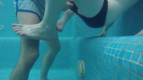 amateur pale skin redhead guy with hot smooth bum caught playing underwater in a public jacuzzi with a twink and then exposing his hairless ass alone - full version