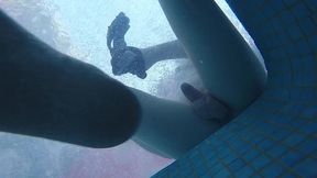 amateur pale skin redhead guy with hot smooth bum caught playing underwater in a public jacuzzi with a twink and then exposing his hairless ass alone - full version