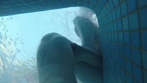 amateur pale skin redhead guy with hot smooth bum caught playing underwater in a public jacuzzi with a twink and then exposing his hairless ass alone - full version