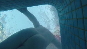 amateur pale skin redhead guy with hot smooth bum caught playing underwater in a public jacuzzi with a twink and then exposing his hairless ass alone - full version