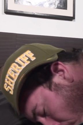 Twink Ryan Starr pleases some black cock