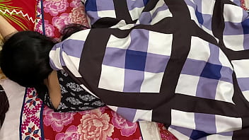 Shared the bed with Punjabi Bhabhi and fucked her big ass