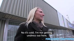 PublicSex Sexy looking blonde takes cash for sex offer from stranger