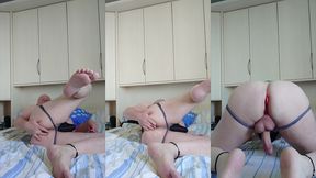 heisser spass in jockstrap auf dem bett