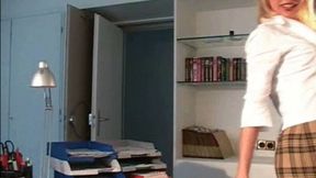 Hotwife Melanie's Jerk Off Video! wmv