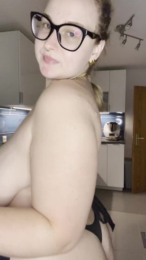Amateur with big tits shows off her round ass