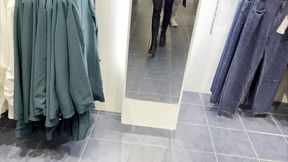 les defis du mardi on ma defie de me goder dans une cabine d essayage alors c ...