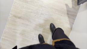 les defis du mardi on ma defie de me goder dans une cabine d essayage alors c ...