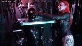 Latex cube head jerk off cum eating _Mistress Lunatika