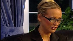 geschaftspartner gefickt um deal zu bekommen - mandy bright