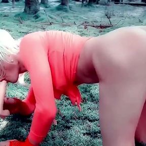 Lola Spais Wild Pussy Spanking in the Forest