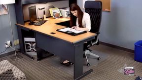 PANTYHOSE WORSHIP FOR THE OFFICE SLACKER 1080P