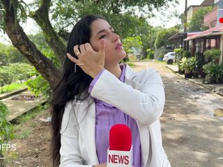 Reporter suggests her booty for the scoop of the recent news! Hardcore sex!