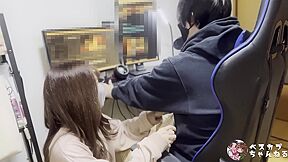 素人スレンター美人妻か濃厚フェラと腰ふりて仕事中の旦那にこ奉仕しちゃう - Teaser Video