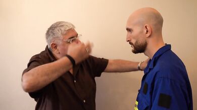 AMATEUR WANTS HUSBAND'S ROUGH COCK TRADE