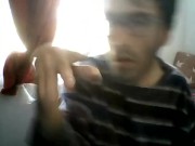 jean-benjamin frappe ses jolie fesses avec sa brosse a cheveau