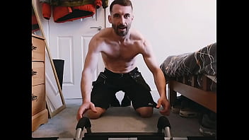 English bull heavy d doing push ups. sfw