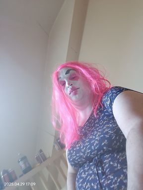 TV Clown spanking her own arse.
